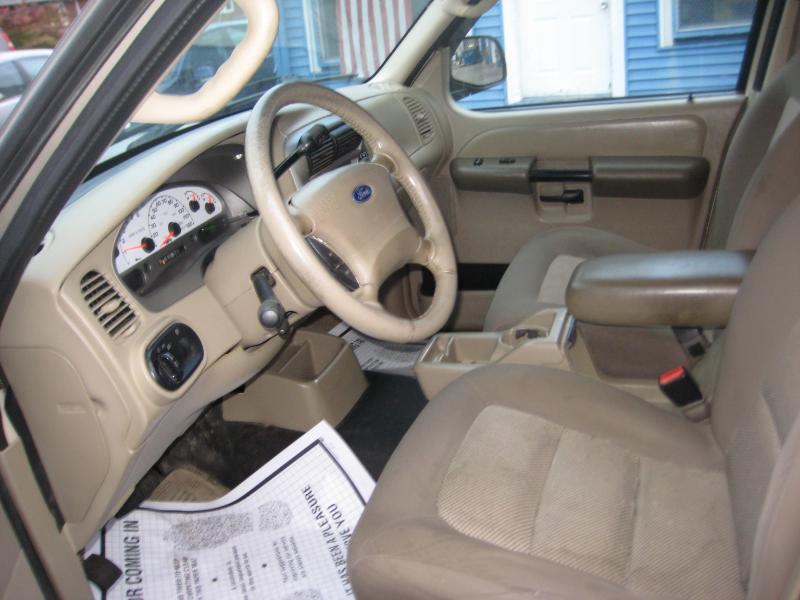 Ford Explorer Sport Trac XLS 4WD 2004