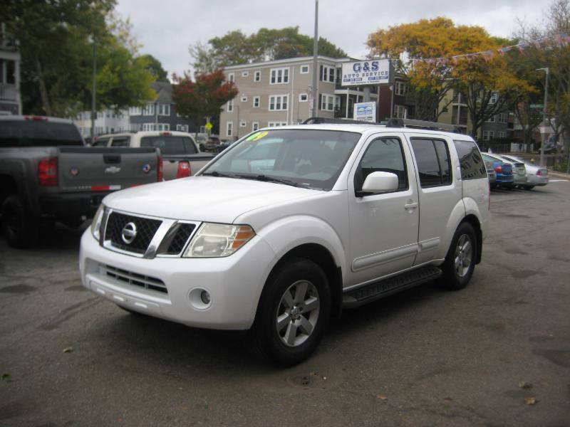 Nissan Pathfinder  2009