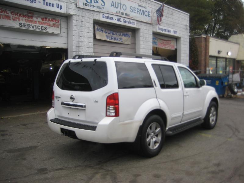 Nissan Pathfinder  2009