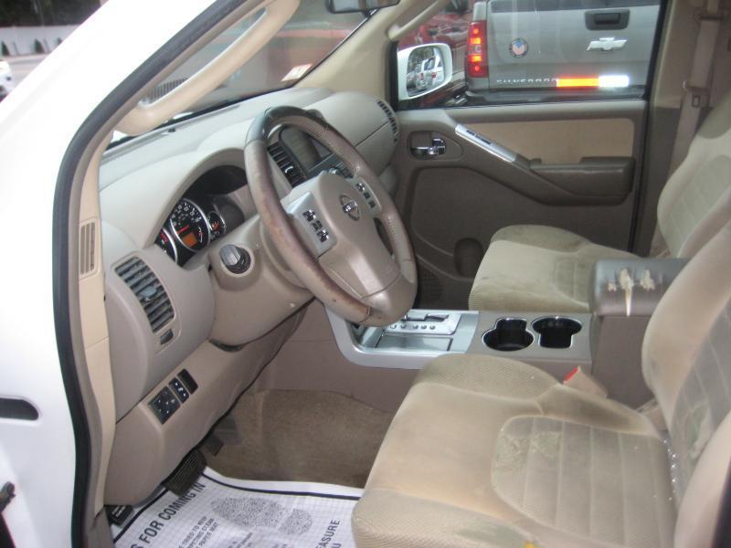 Nissan Pathfinder  2009