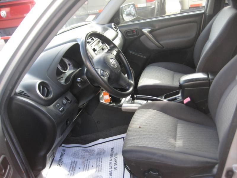 Toyota RAV4  2005