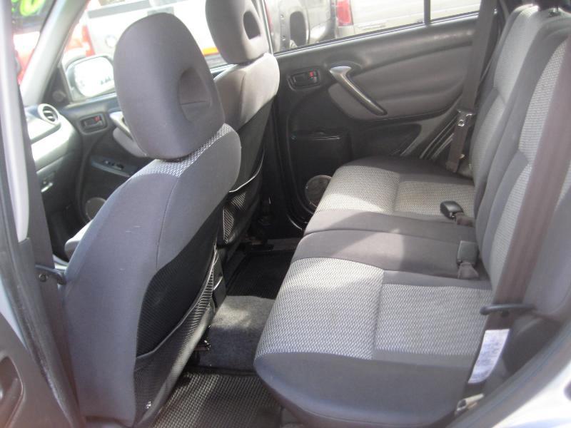 Toyota RAV4  2005