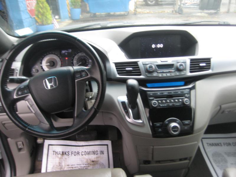 Honda Odyssey EX-L 2011