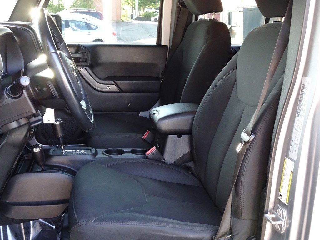 Jeep Wrangler Unlimited Sport 4WD 2017