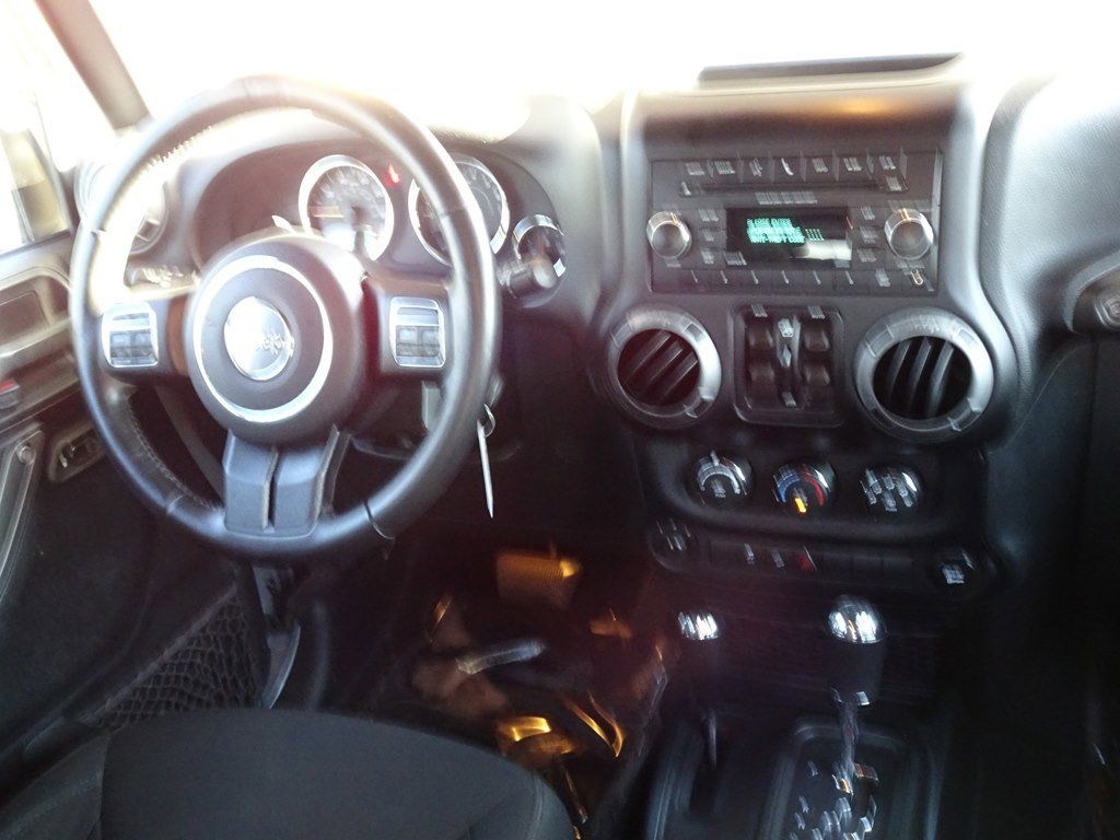 Jeep Wrangler Unlimited Sport 4WD 2017