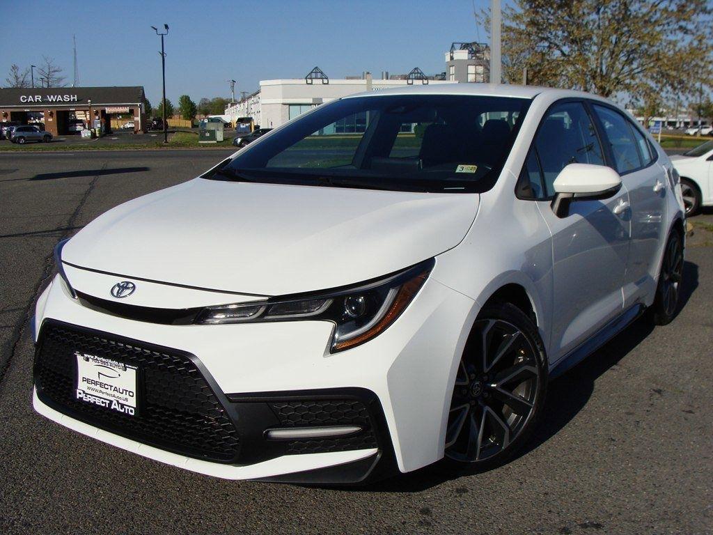 Toyota Corolla SE CVT (Natl) 2020