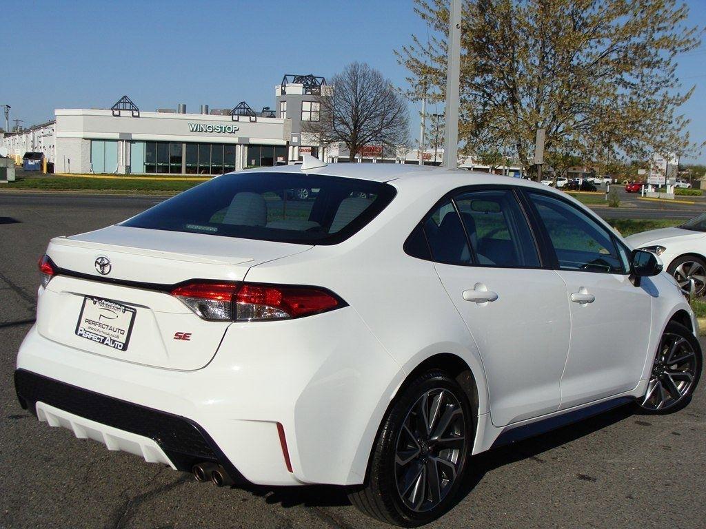 Toyota Corolla SE CVT (Natl) 2020