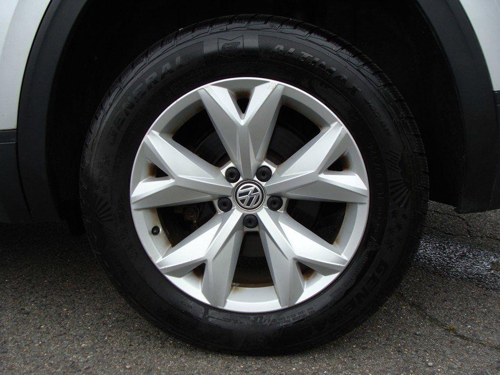 Volkswagen Atlas 3.6L V6 SE w/Technology 4MOTION 2018