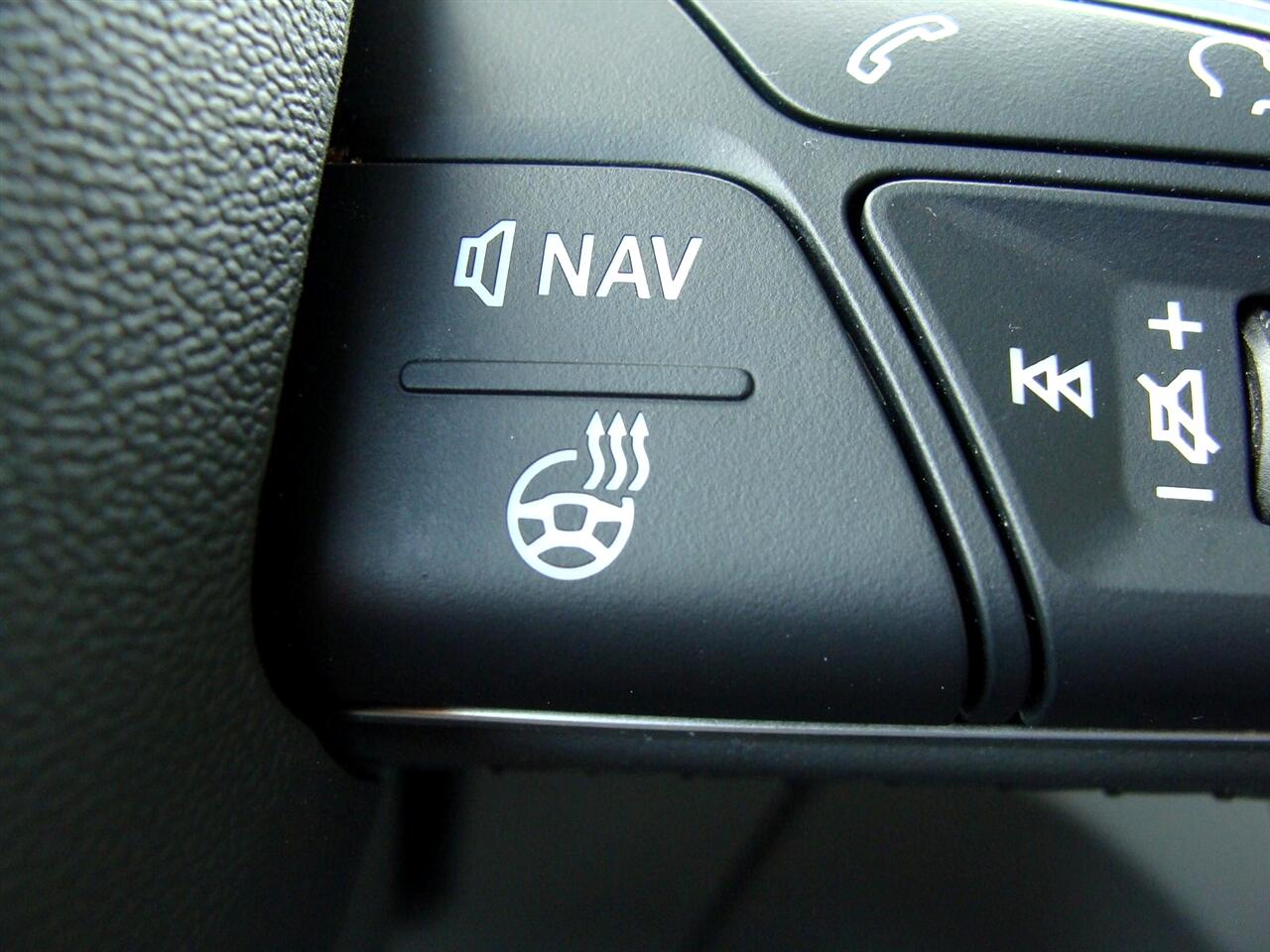 Audi Q5 Premium Plus 45 TFSI quattro 2020 Audi Q5 Premium Plus 45 TFSI quattro 2020