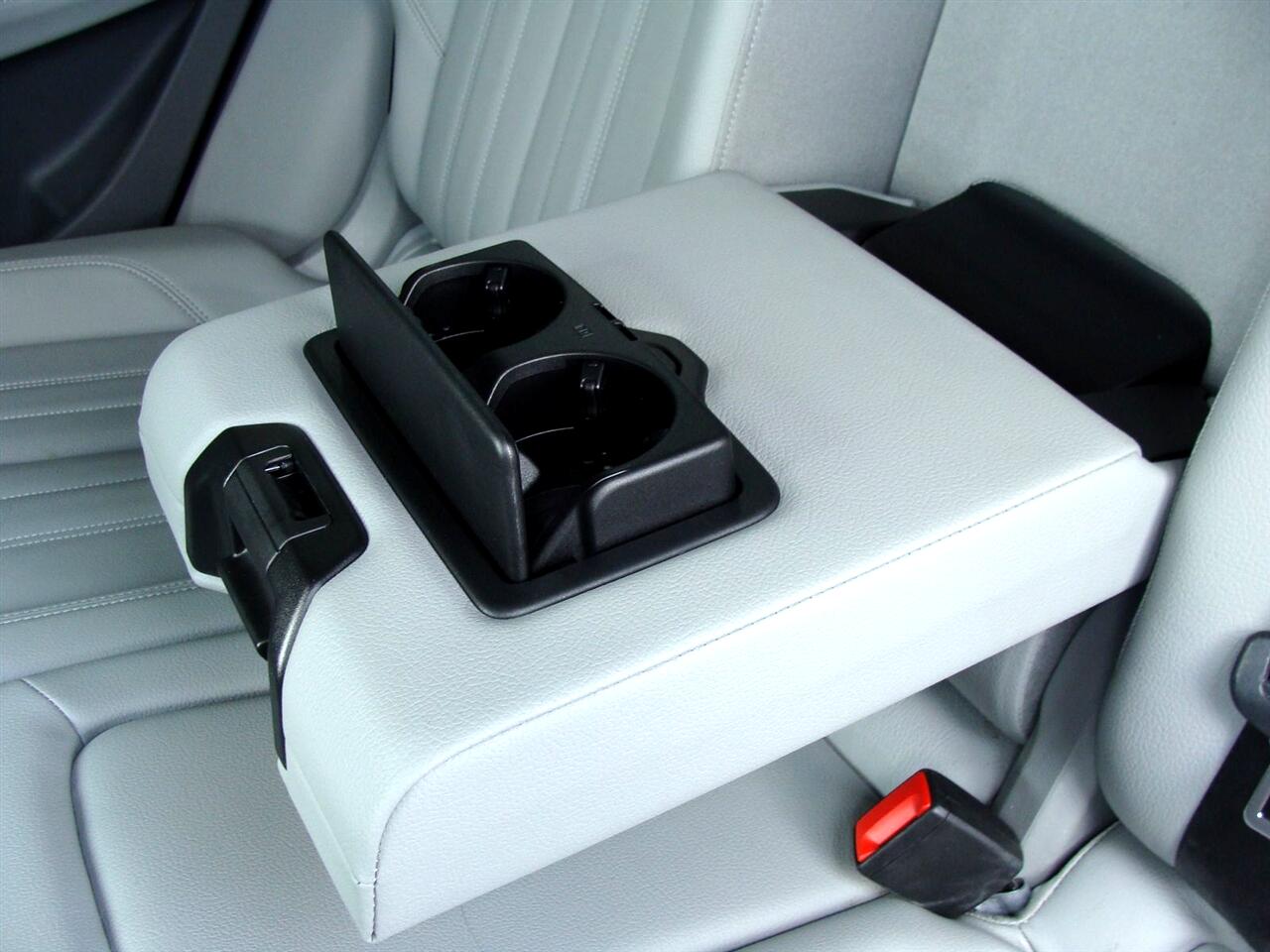 Audi Q5 Premium Plus 45 TFSI quattro 2020 Audi Q5 Premium Plus 45 TFSI quattro 2020