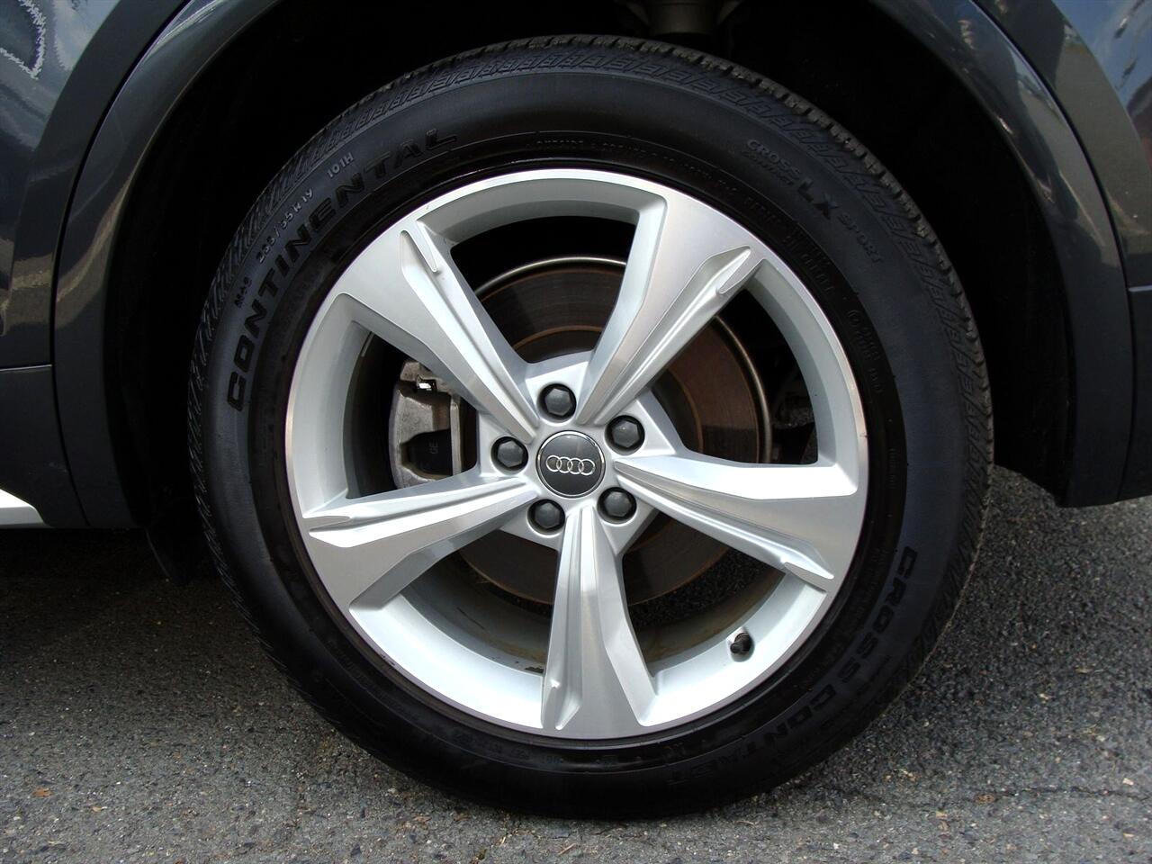 Audi Q5 Premium Plus 45 TFSI quattro 2020 Audi Q5 Premium Plus 45 TFSI quattro 2020