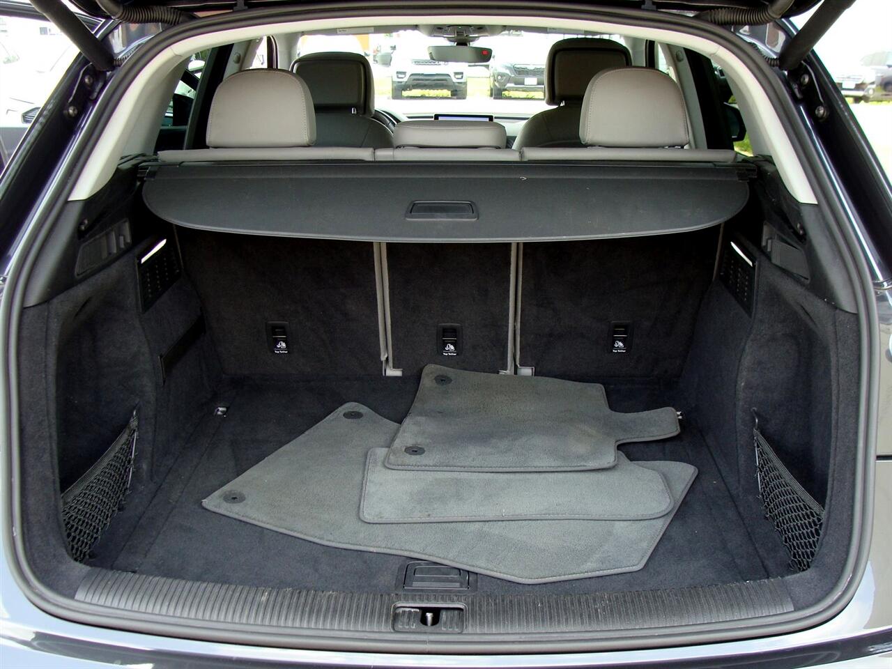 Audi Q5 Premium Plus 45 TFSI quattro 2020 Audi Q5 Premium Plus 45 TFSI quattro 2020