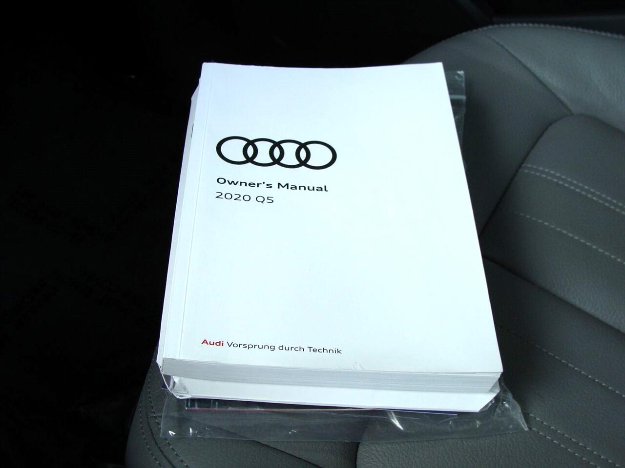 Audi Q5 Premium Plus 45 TFSI quattro 2020 Audi Q5 Premium Plus 45 TFSI quattro 2020