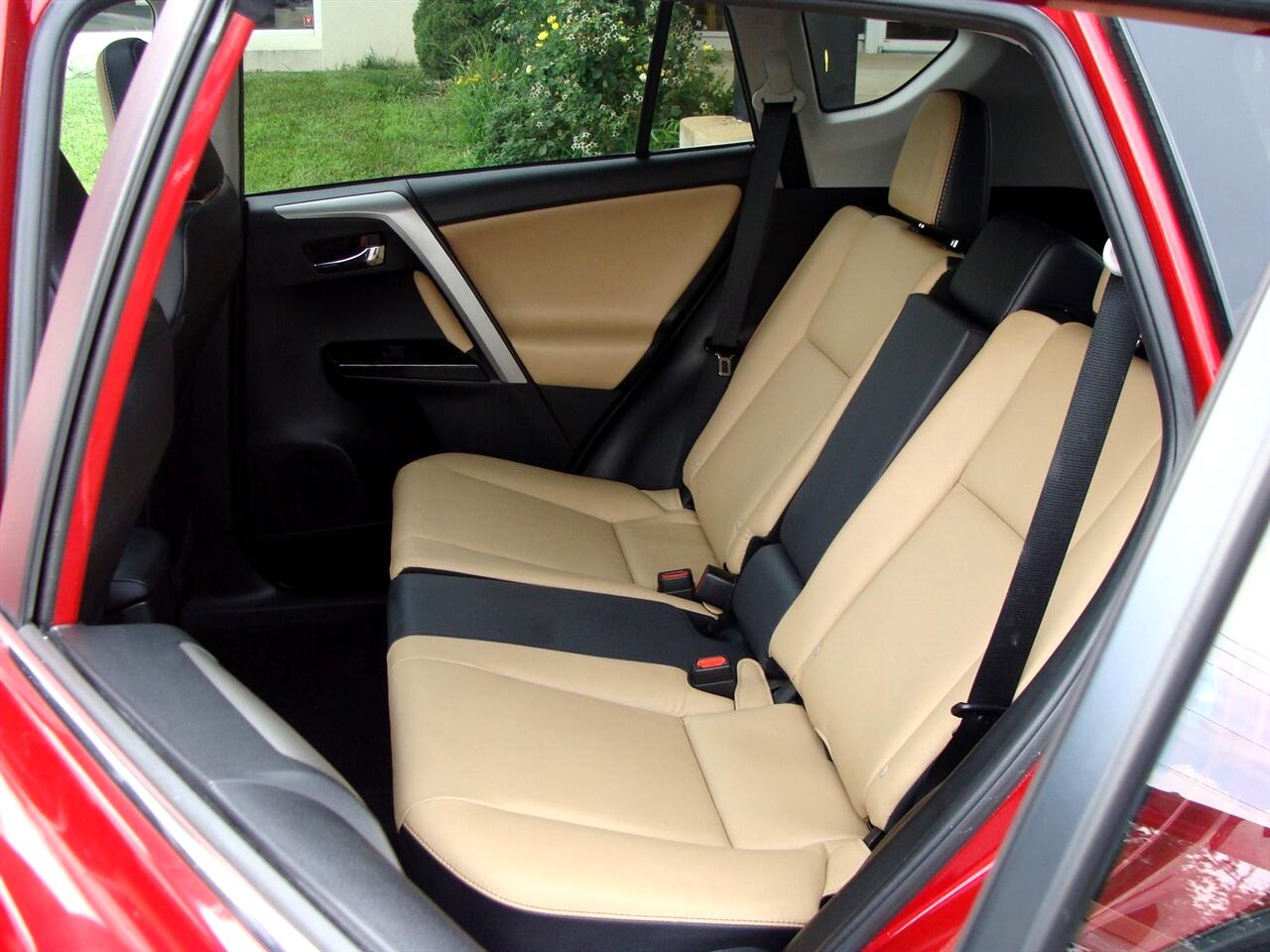 Toyota RAV4 Limited AWD (Natl) 2017 Toyota RAV4 Limited AWD (Natl) 2017