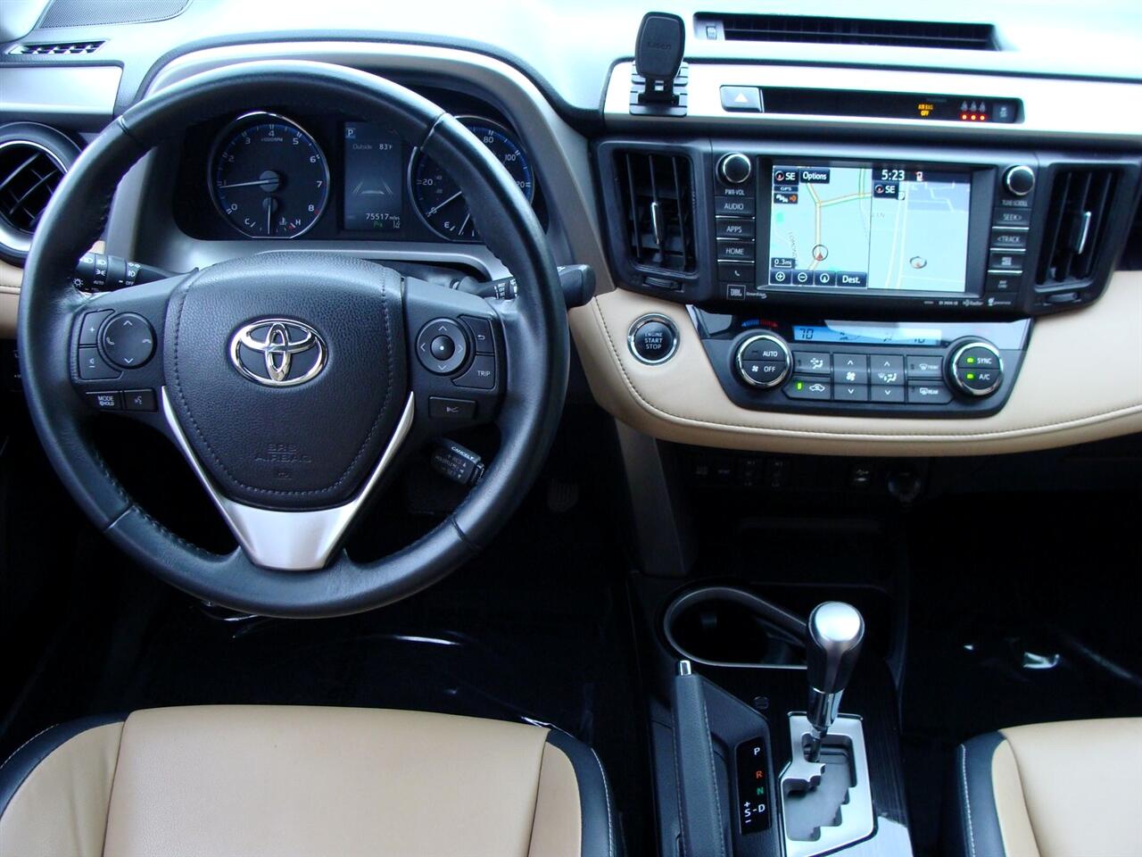 Toyota RAV4 Limited AWD (Natl) 2017 Toyota RAV4 Limited AWD (Natl) 2017