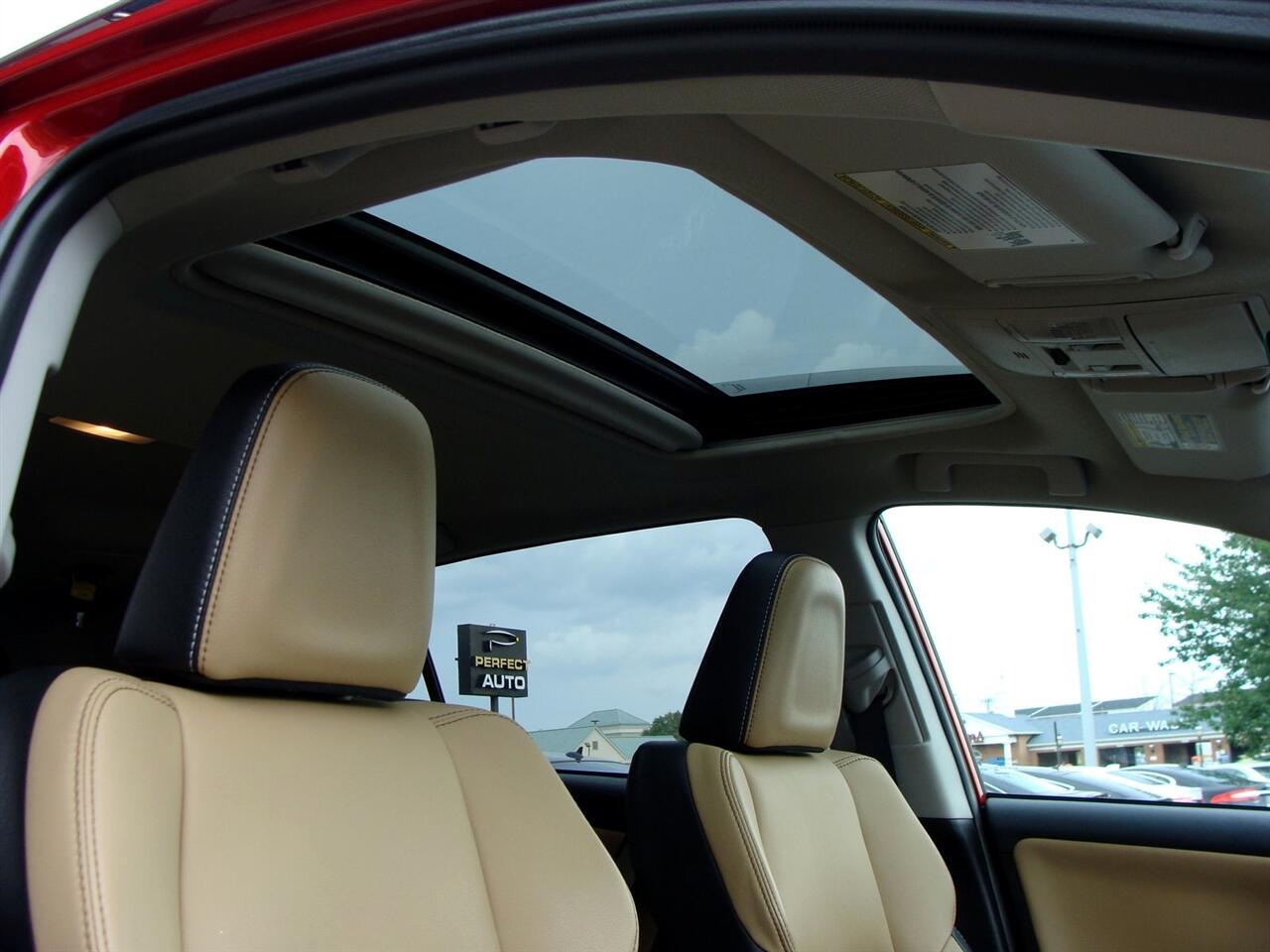 Toyota RAV4 Limited AWD (Natl) 2017 Toyota RAV4 Limited AWD (Natl) 2017