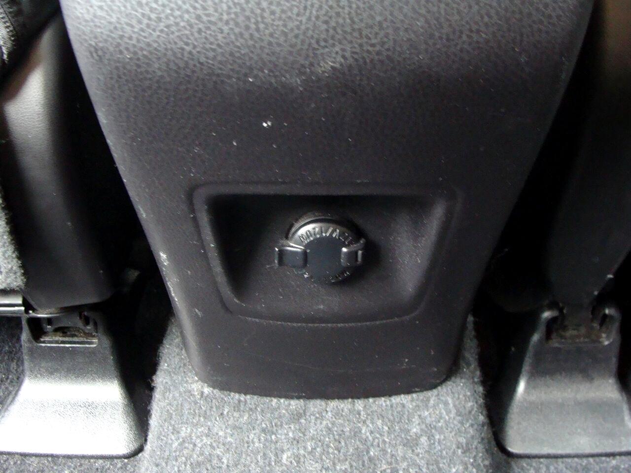 Toyota RAV4 Limited AWD (Natl) 2017 Toyota RAV4 Limited AWD (Natl) 2017