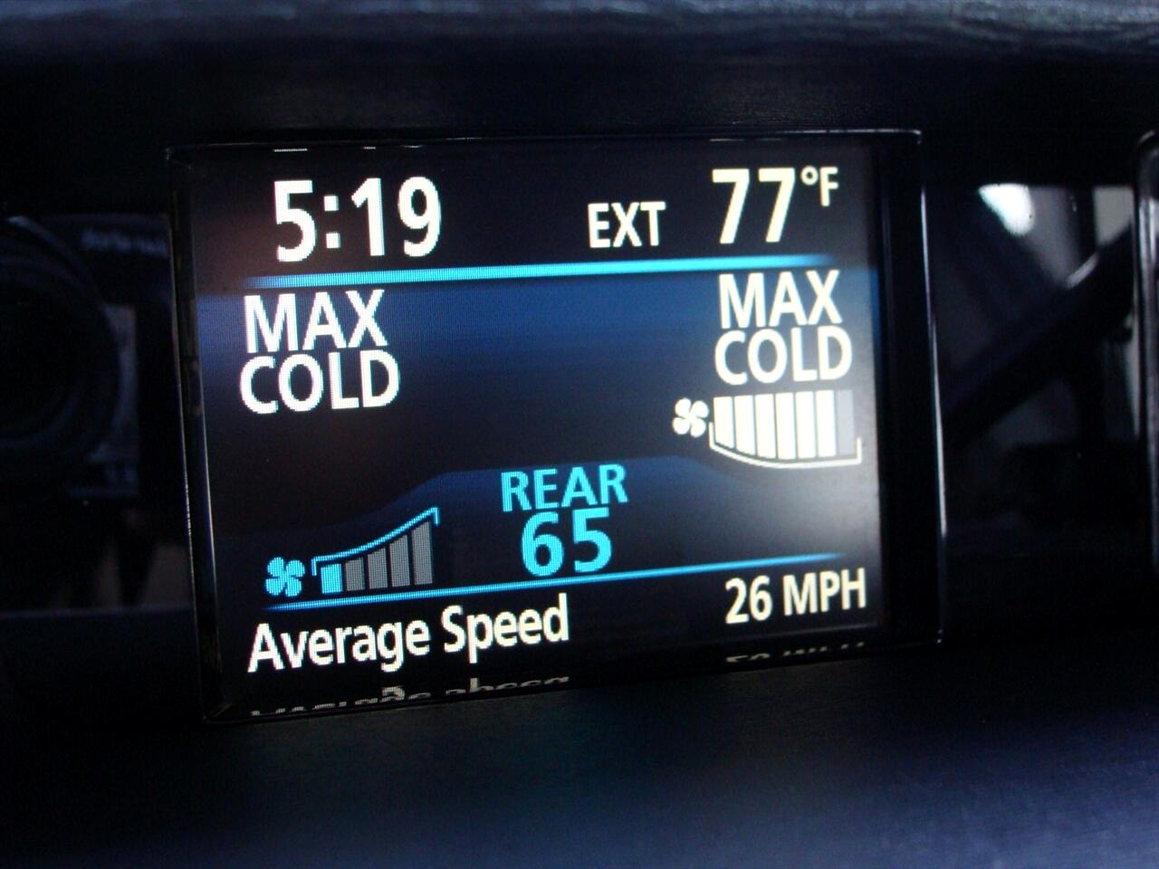 Toyota Sienna 5dr 8-Pass Van V6 XLE FWD (Natl) 2014 Toyota Sienna 5dr 8-Pass Van V6 XLE FWD (Natl) 2014