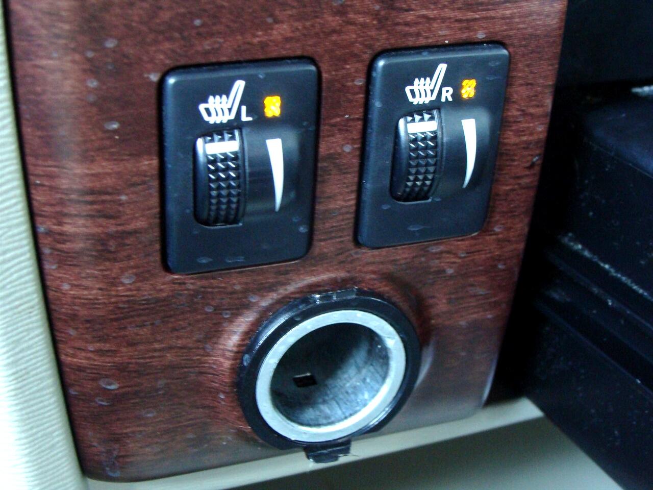 Toyota Sienna 5dr 8-Pass Van V6 XLE FWD (Natl) 2014 Toyota Sienna 5dr 8-Pass Van V6 XLE FWD (Natl) 2014