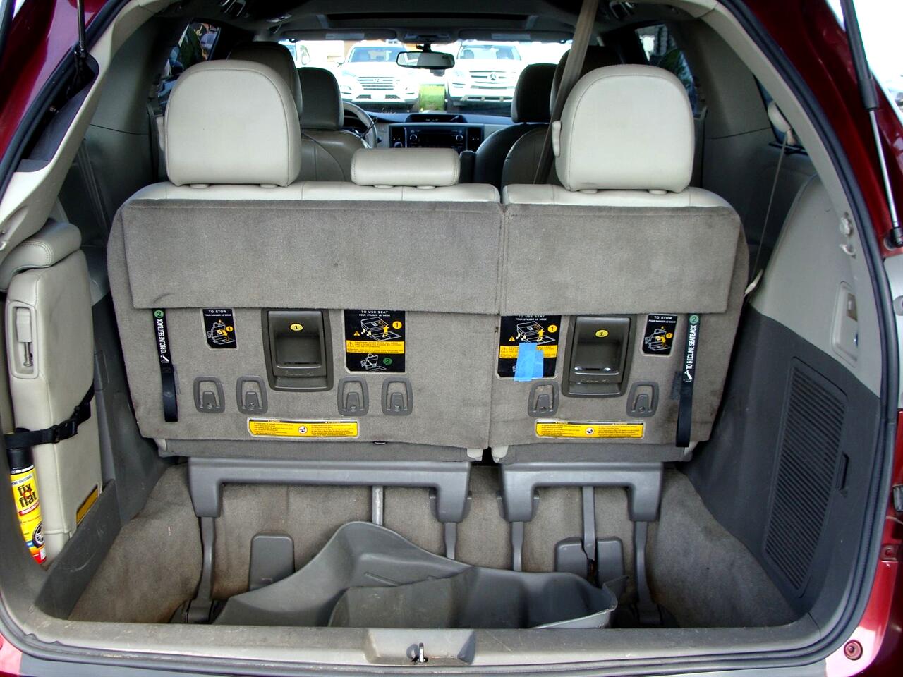 Toyota Sienna 5dr 8-Pass Van V6 XLE FWD (Natl) 2014 Toyota Sienna 5dr 8-Pass Van V6 XLE FWD (Natl) 2014