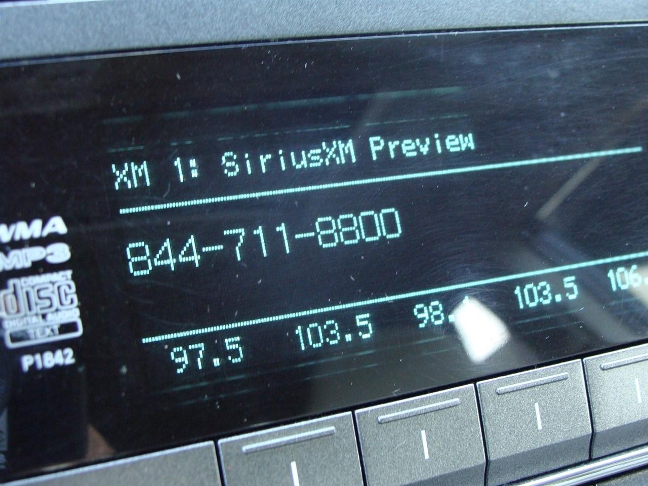 Toyota Sienna 5dr 8-Pass Van V6 XLE FWD (Natl) 2014