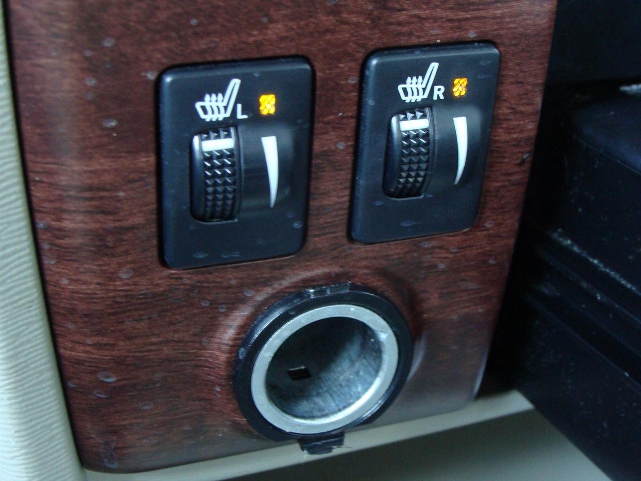 Toyota Sienna 5dr 8-Pass Van V6 XLE FWD (Natl) 2014