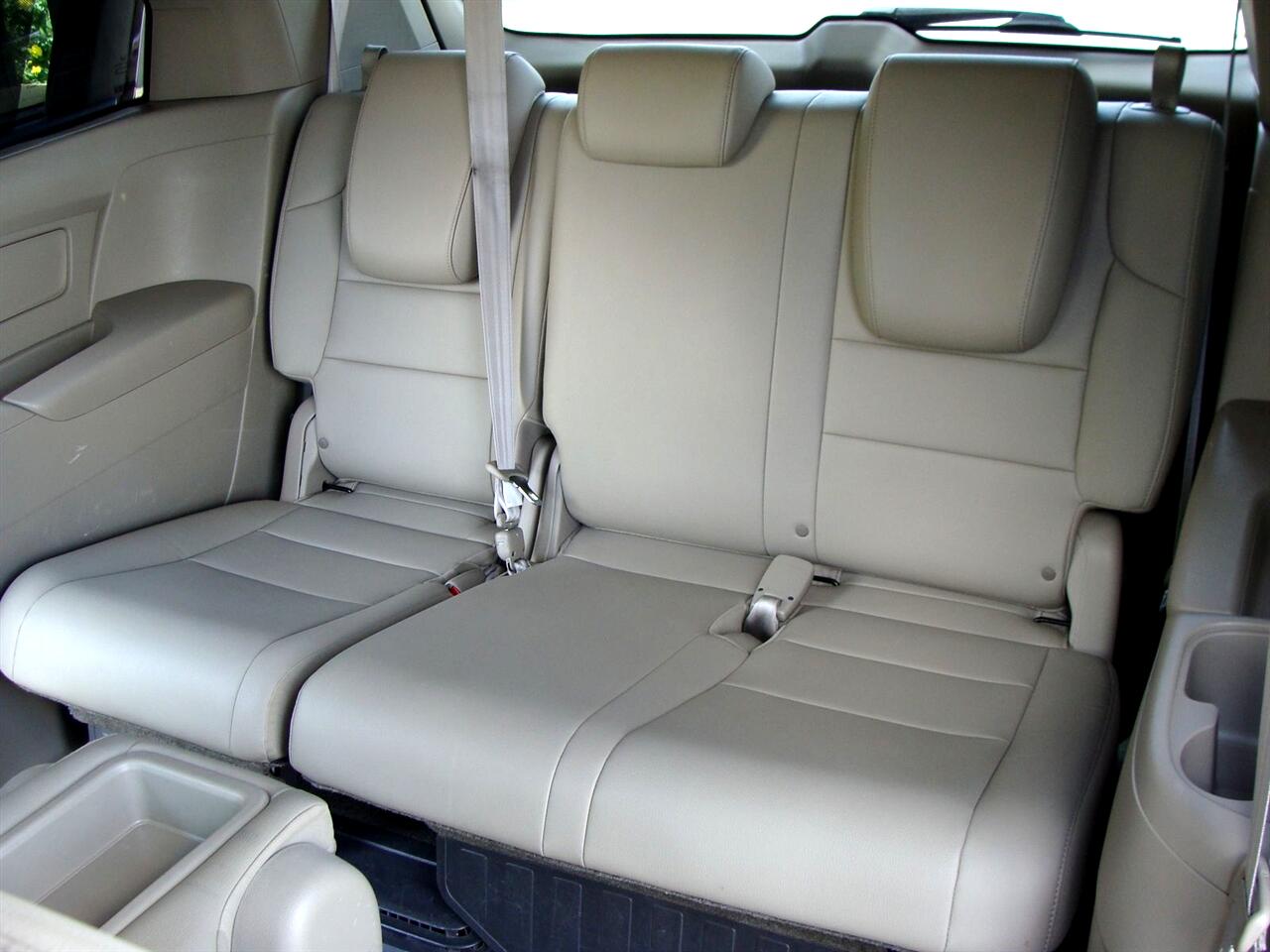 2015 Honda Odyssey EX-L photo 9