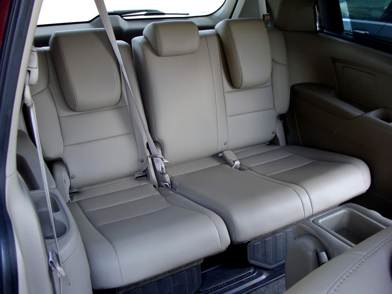 2015 Honda Odyssey EX-L photo 13