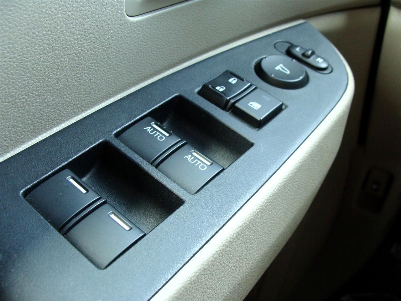 2015 Honda Odyssey EX-L photo 29