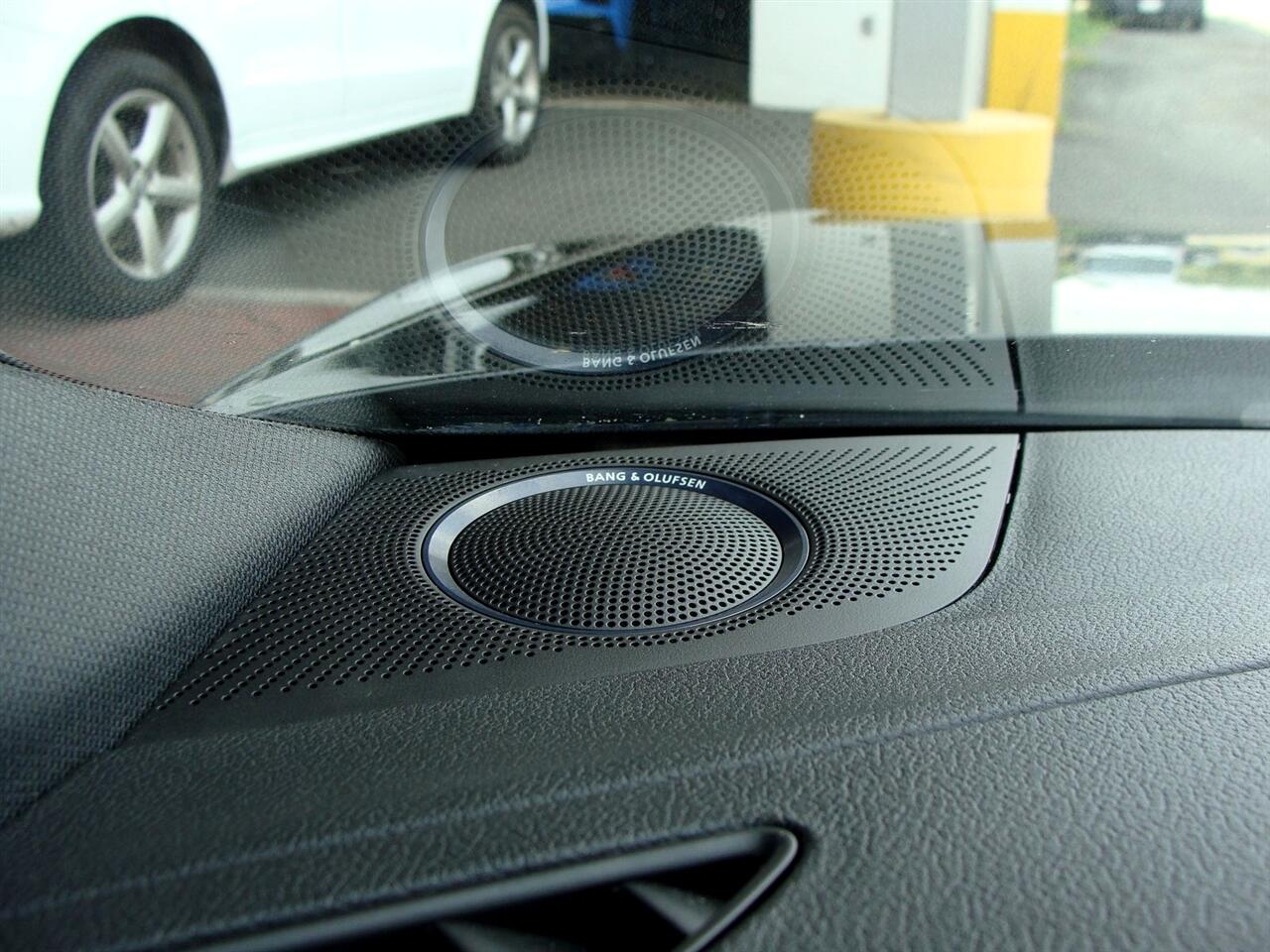 Audi A5 2dr Cpe Man quattro 2.0T Prestige 2013 Audi A5 2dr Cpe Man quattro 2.0T Prestige 2013