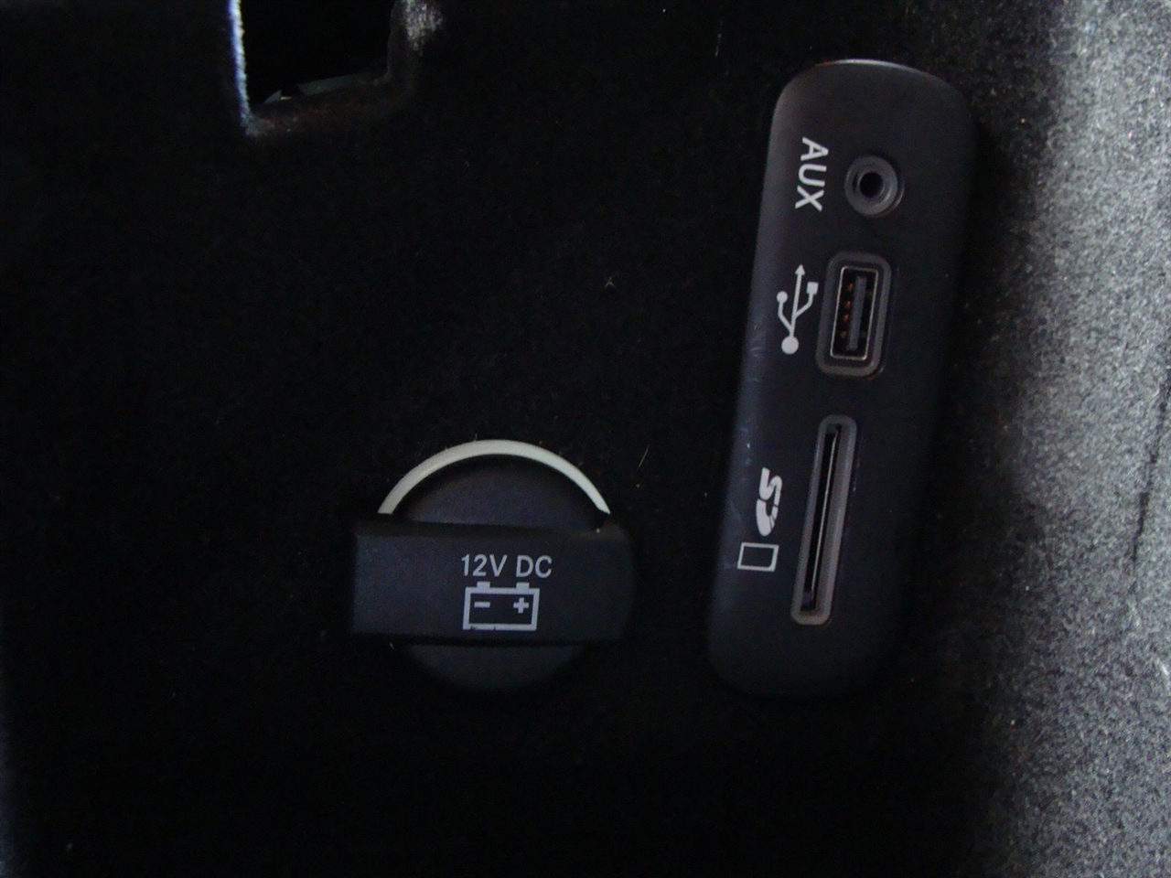 Dodge Challenger 2dr Cpe R/T Plus 2015 Dodge Challenger 2dr Cpe R/T Plus 2015