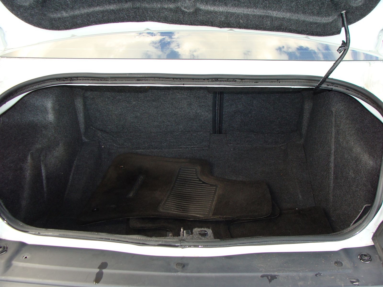 Dodge Challenger 2dr Cpe R/T Plus 2015 Dodge Challenger 2dr Cpe R/T Plus 2015