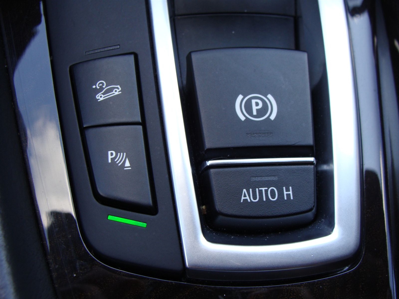 BMW 5-Series 4dr Sdn 535i xDrive AWD 2014 BMW 5-Series 4dr Sdn 535i xDrive AWD 2014