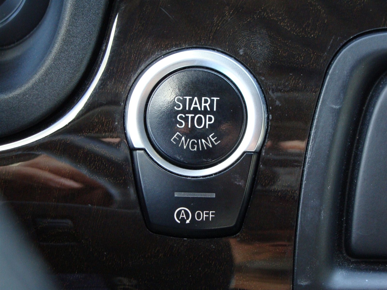 BMW 5-Series 4dr Sdn 535i xDrive AWD 2014 BMW 5-Series 4dr Sdn 535i xDrive AWD 2014