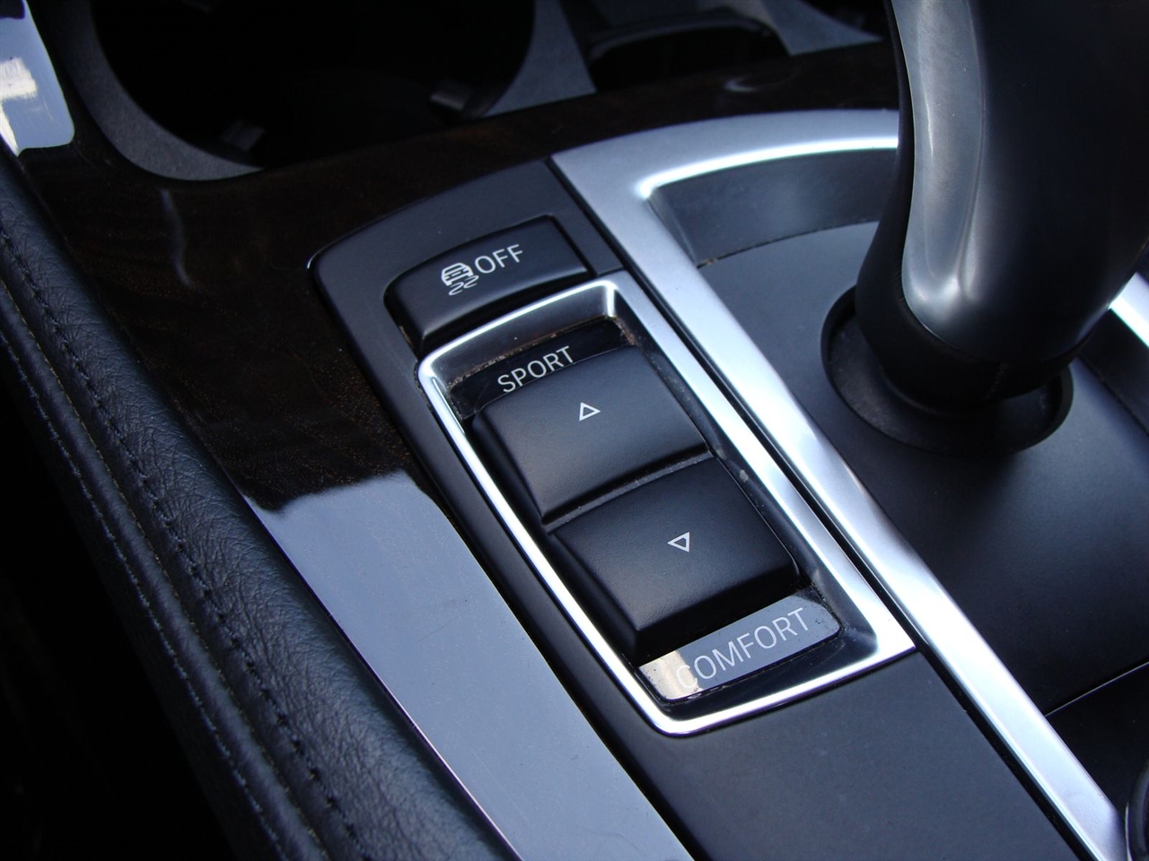 BMW 5-Series 4dr Sdn 535i xDrive AWD 2014 BMW 5-Series 4dr Sdn 535i xDrive AWD 2014