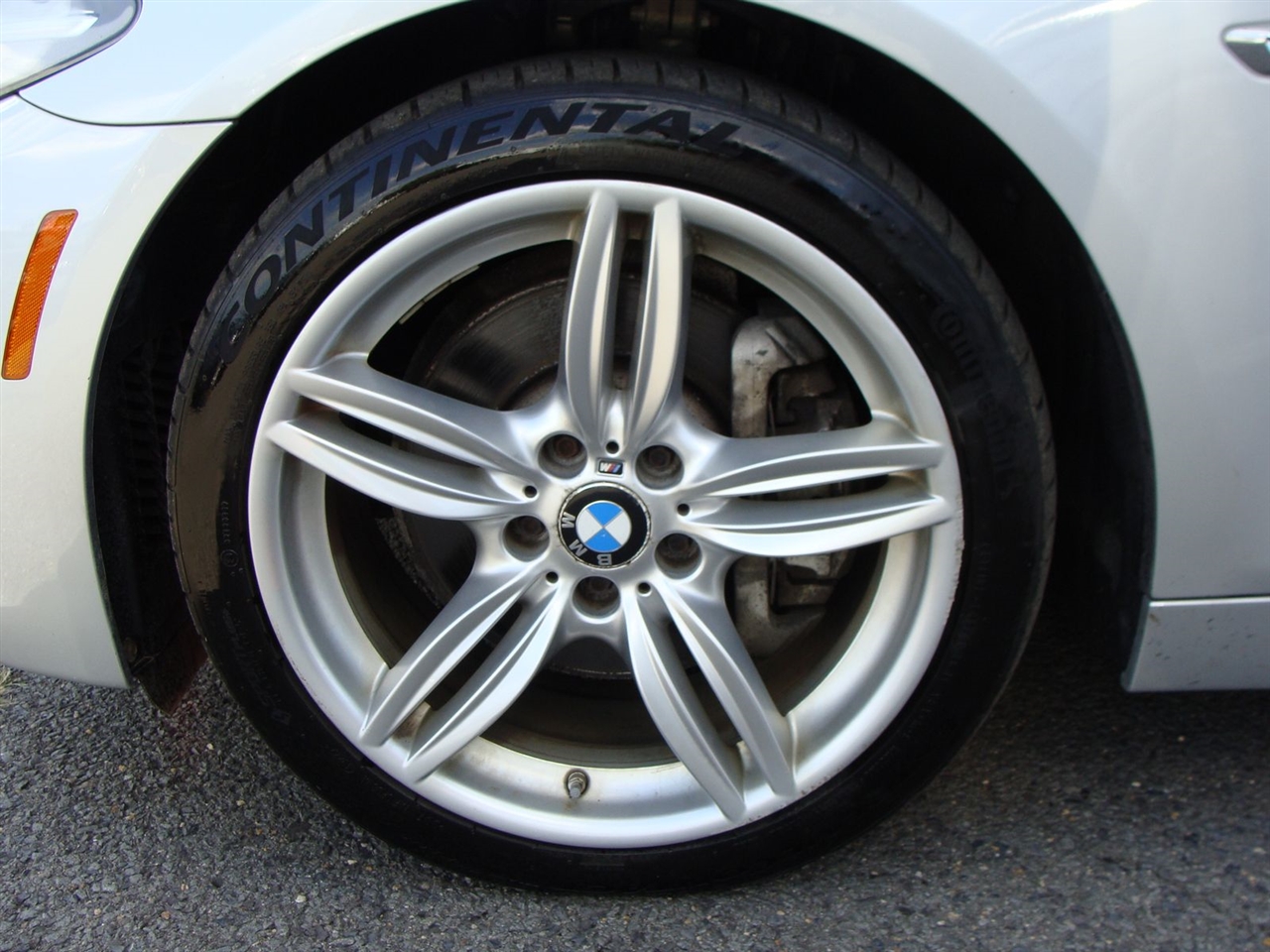 BMW 5-Series 4dr Sdn 535i xDrive AWD 2014 BMW 5-Series 4dr Sdn 535i xDrive AWD 2014