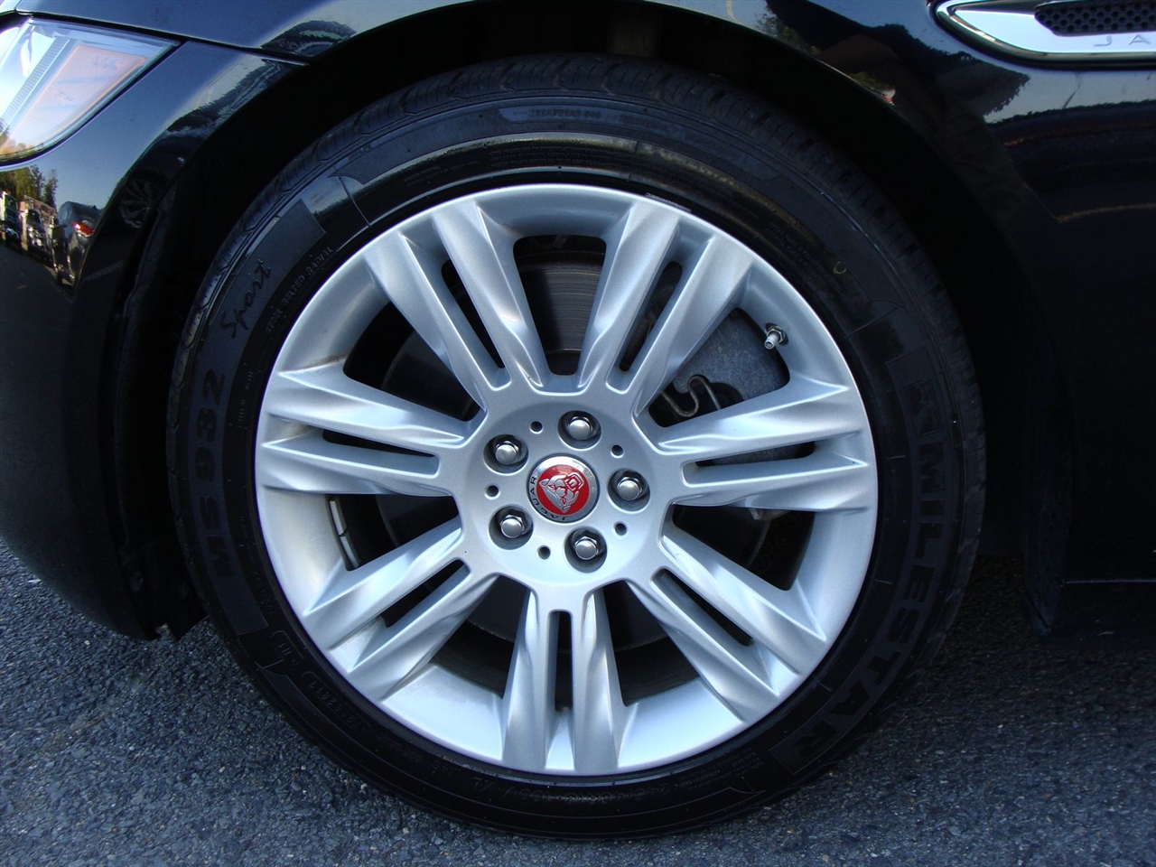 Jaguar XF-Series 35t Premium AWD 2017 Jaguar XF-Series 35t Premium AWD 2017