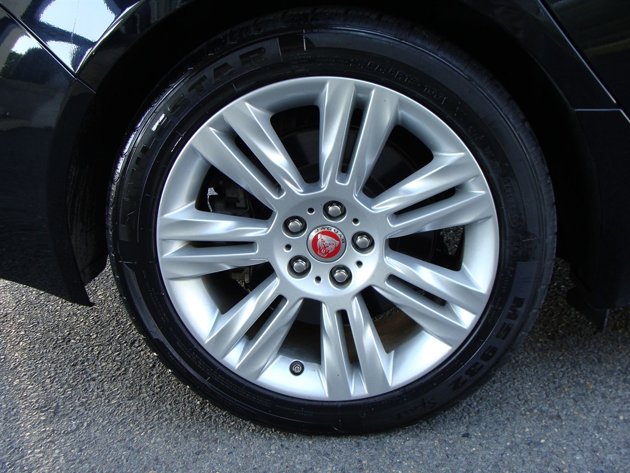 Jaguar XF-Series 35t Premium AWD 2017 Jaguar XF-Series 35t Premium AWD 2017