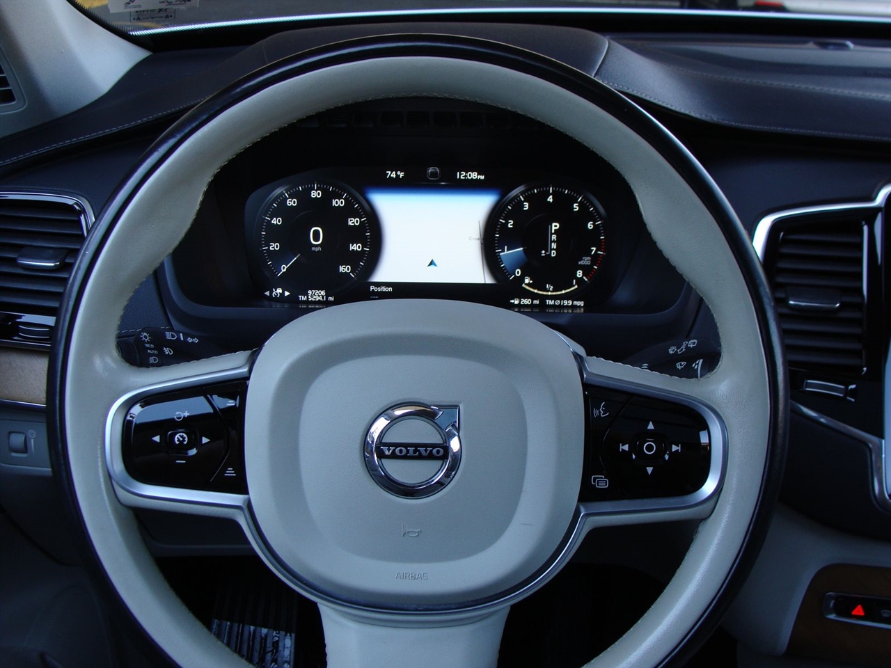 2019 Volvo XC90 T6 Inscription photo 14