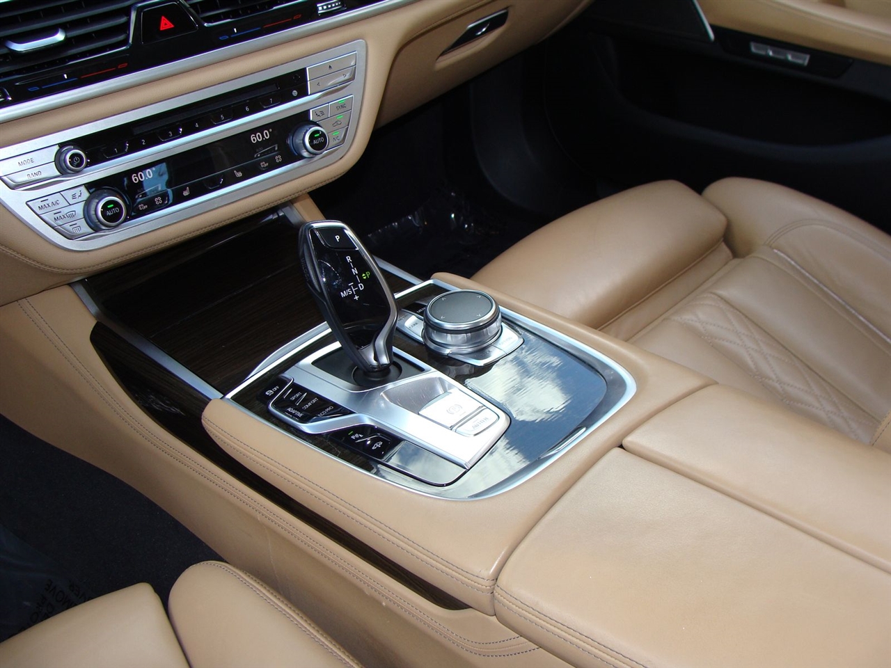 BMW 7 Series 750i xDrive Sedan 2017