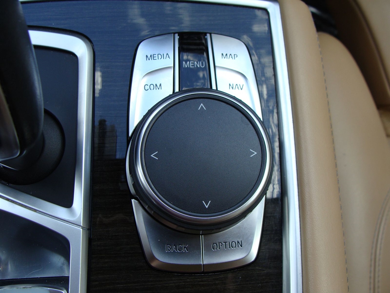 BMW 7 Series 750i xDrive Sedan 2017