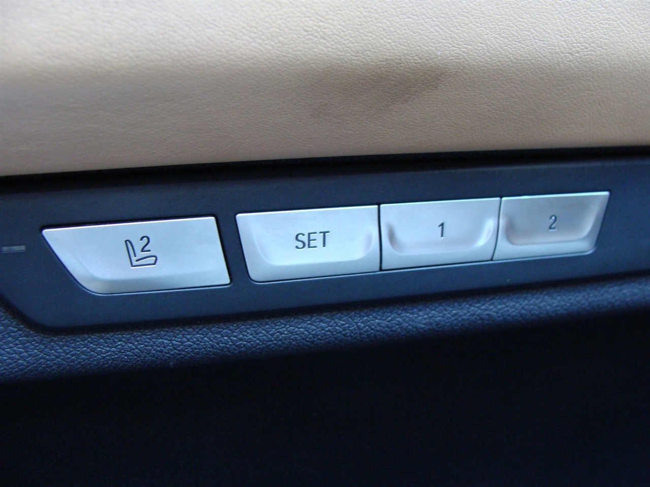 BMW 7 Series 750i xDrive Sedan 2017