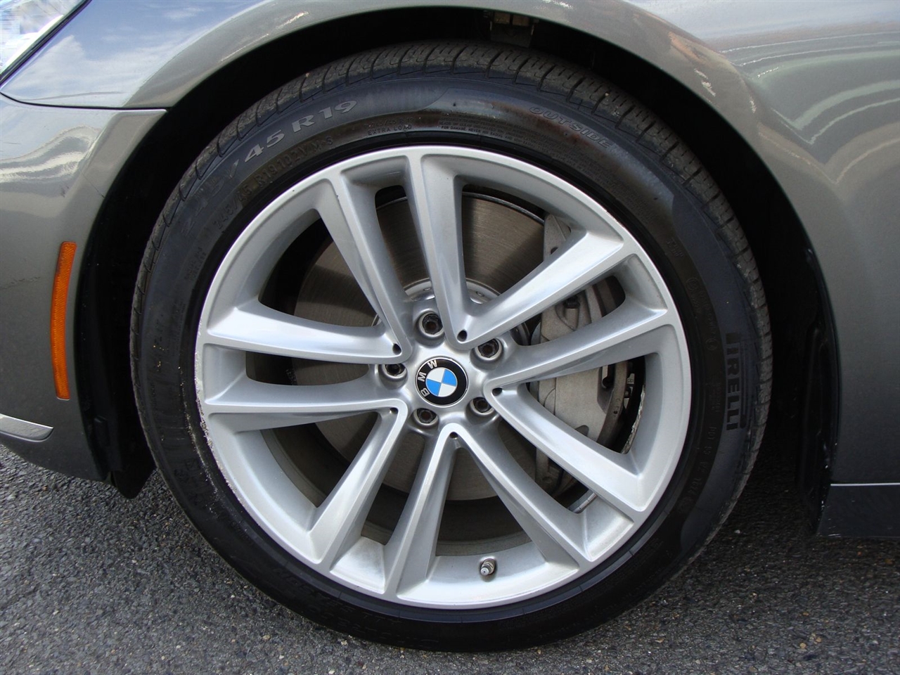 BMW 7 Series 750i xDrive Sedan 2017