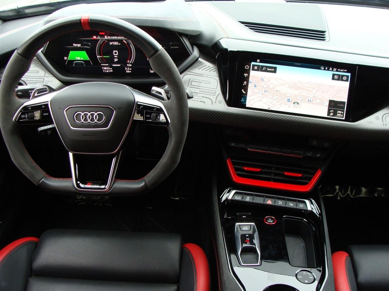 Audi RS e-tron GT quattro 2023