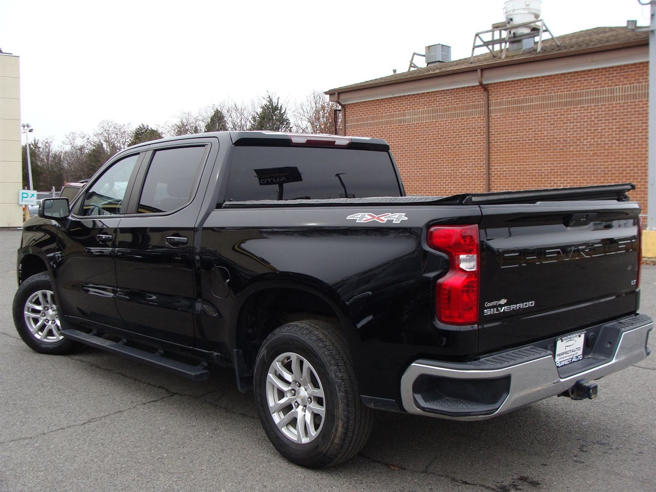 Chevrolet Silverado 1500 4WD Crew Cab 147" LT w/2FL 2021