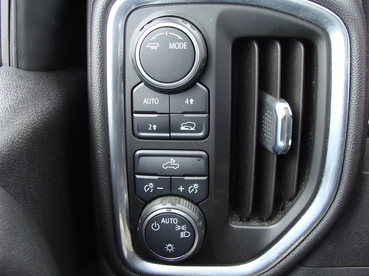 Chevrolet Silverado 1500 4WD Crew Cab 147" LT w/2FL 2021