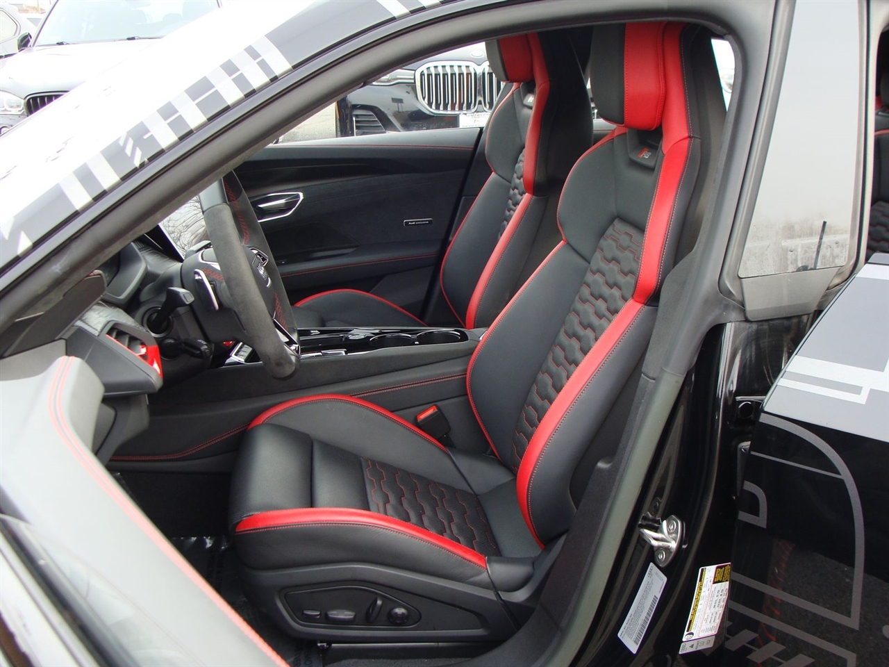 Audi RS e-tron GT quattro 2023