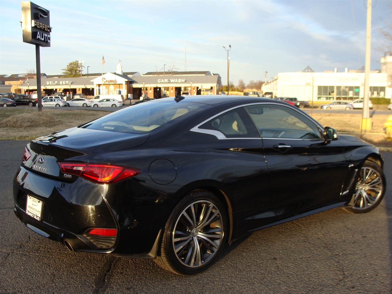 Infiniti Q60 2.0t Premium AWD 2017