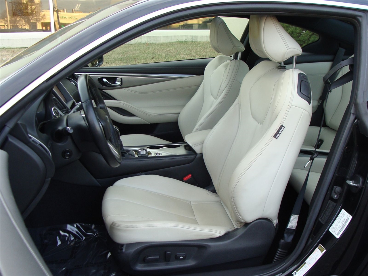 Infiniti Q60 2.0t Premium AWD 2017