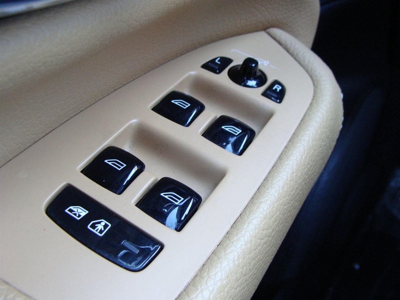 Volvo XC90 AWD 4dr T6 Momentum 2016